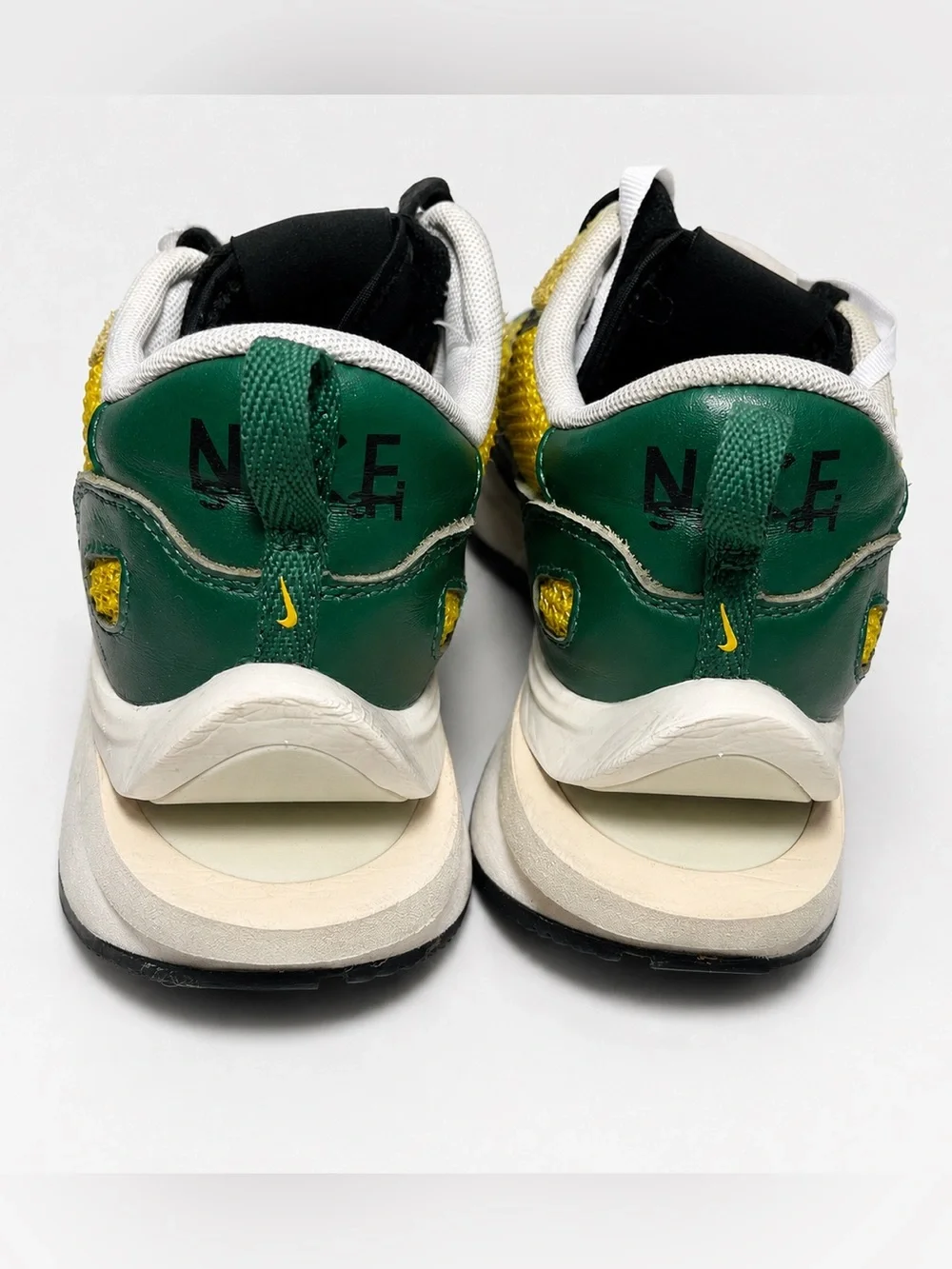 Nike x Sacai VaporWaffle Tour Yellow Stadium Green Men’s 8 Women’s 9.5